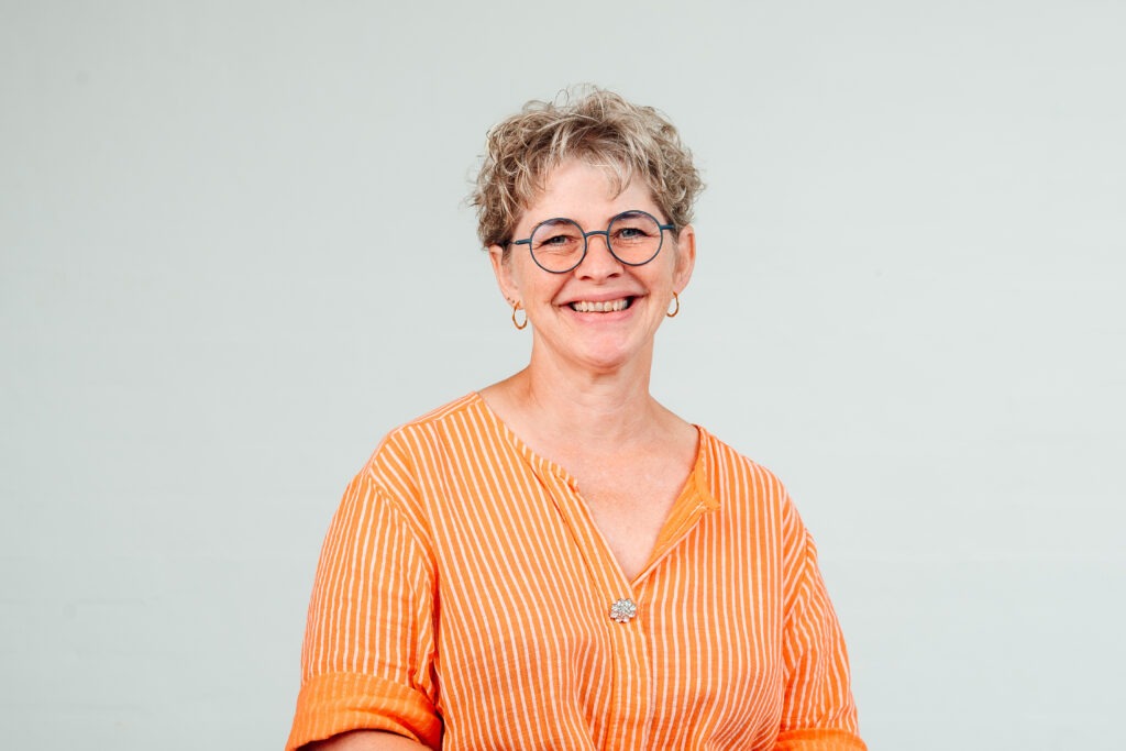 Mette Krabbe, underviser